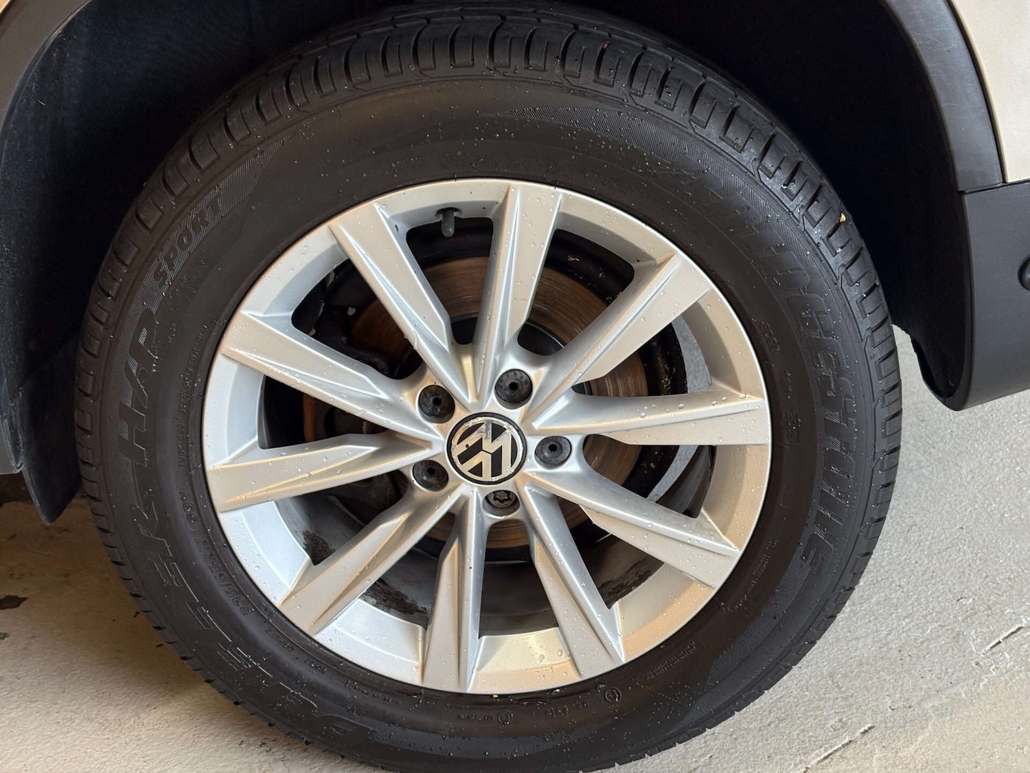 Used Volkswagen Tiguan 2011 for sale - 76171639: Photo 51