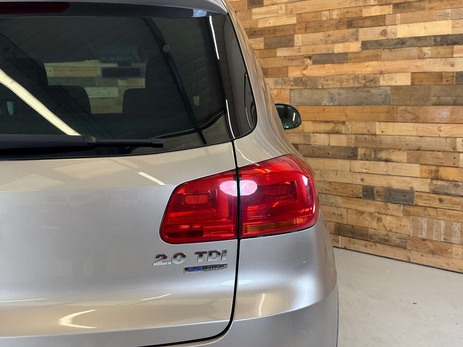 Used Volkswagen Tiguan 2011 for sale - 76171639: Photo 57