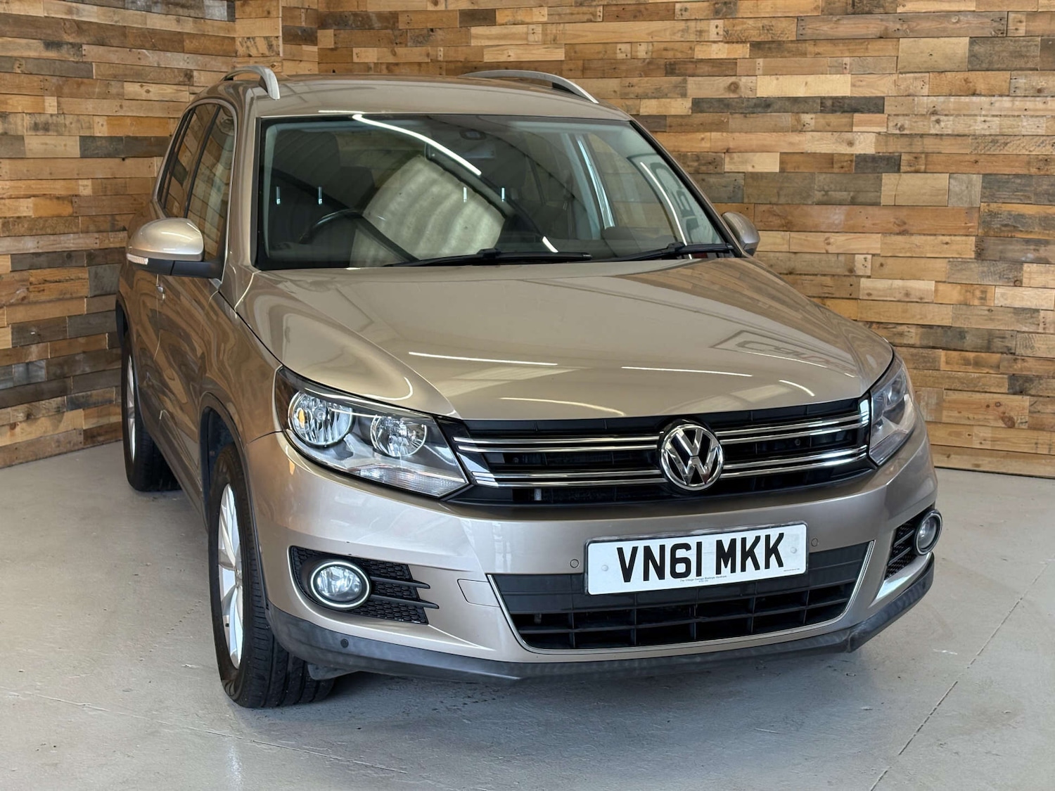 Used Volkswagen Tiguan 2011 for sale - 76171639: Photo 7