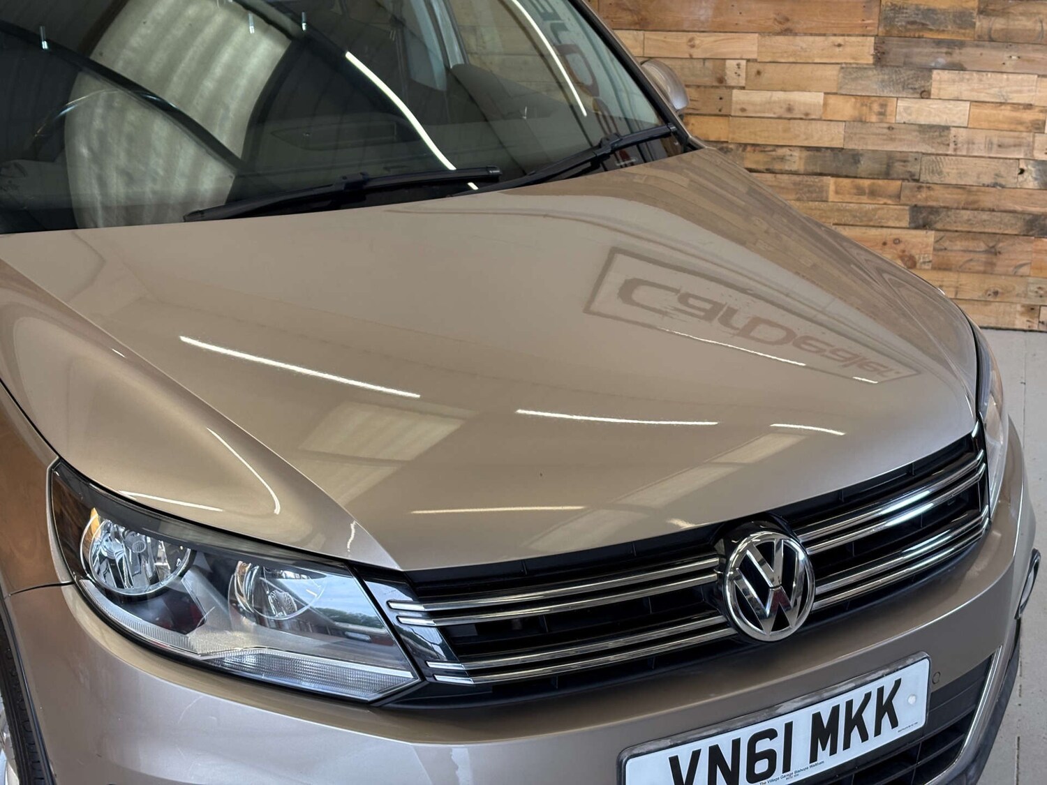 Used Volkswagen Tiguan 2011 for sale - 76171639: Photo 78