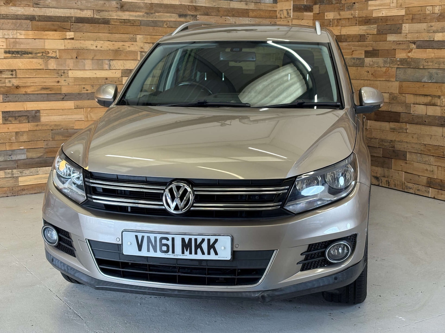 Used Volkswagen Tiguan 2011 for sale - 76171639: Photo 8