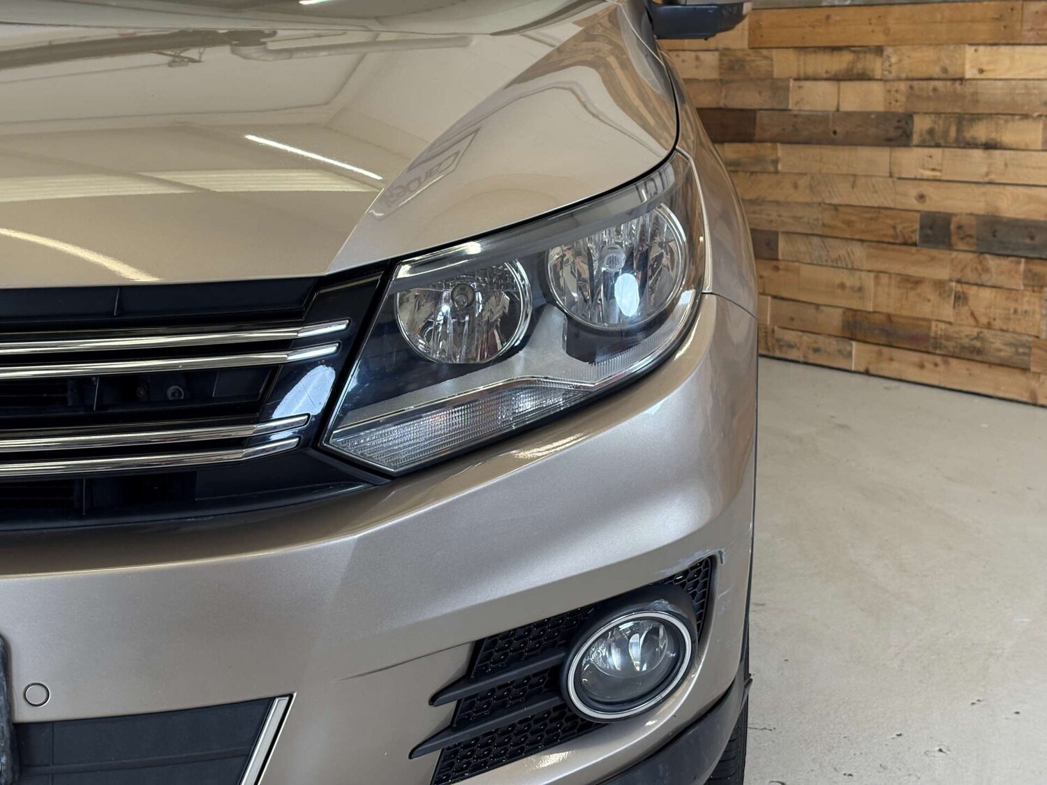 Used Volkswagen Tiguan 2011 for sale - 76171639: Photo 82