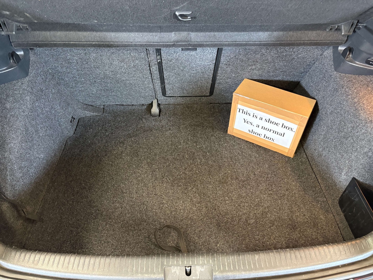 Used Volkswagen Golf 2011 for sale - 76616982: Photo 11