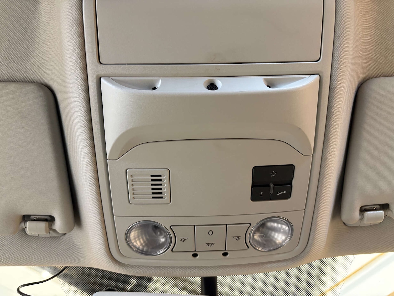 Used Volkswagen Golf 2011 for sale - 76616982: Photo 40