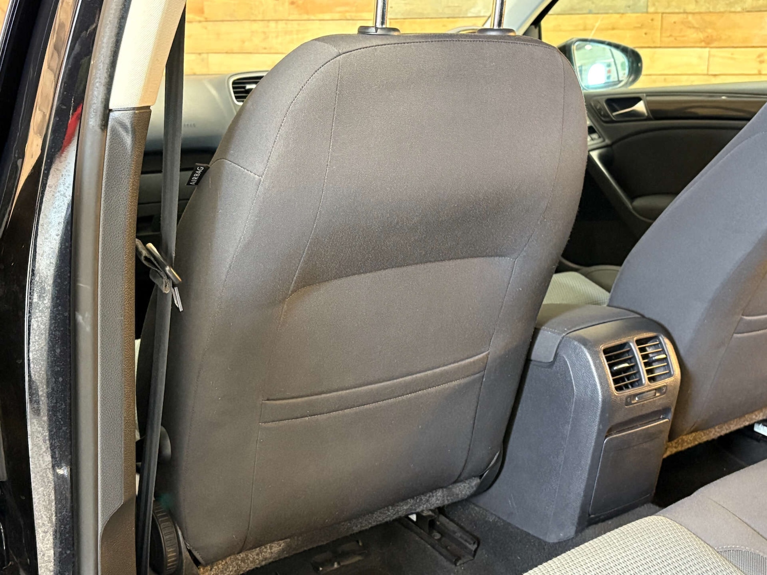 Used Volkswagen Golf 2011 for sale - 76616982: Photo 52