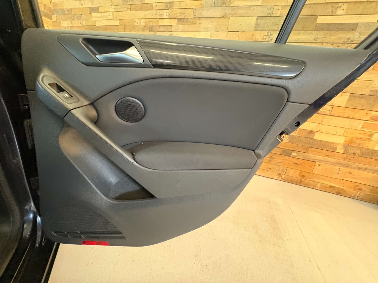 Used Volkswagen Golf 2011 for sale - 76616982: Photo 62