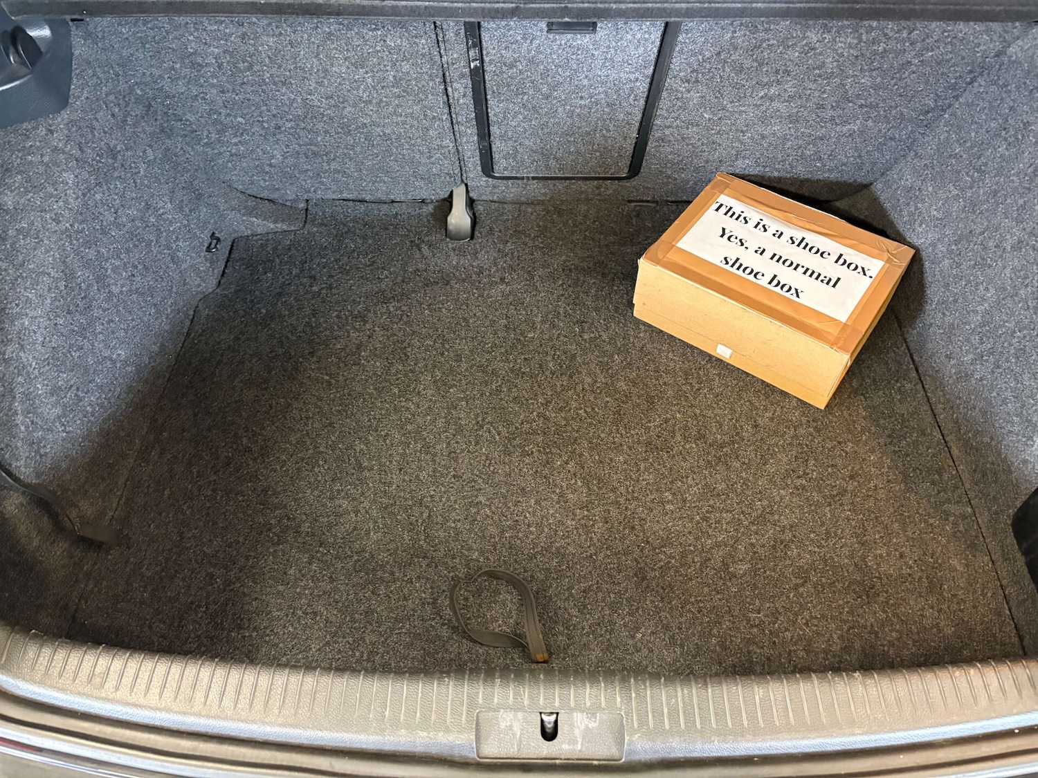 Used Volkswagen Golf 2011 for sale - 76616982: Photo 88