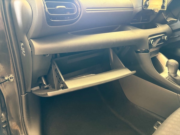 Used Toyota Yaris 2020 for sale - 76133785: Photo 10