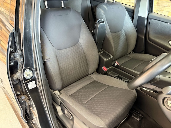 Used Toyota Yaris 2020 for sale - 76133785: Photo 24