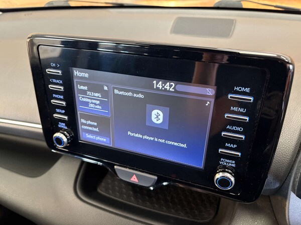 Used Toyota Yaris 2020 for sale - 76133785: Photo 27