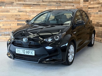 Used Toyota Yaris 2020 for sale - 76133785: Photo 2