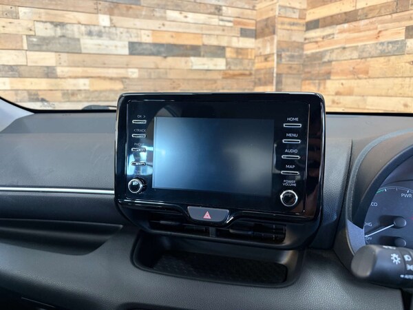 Used Toyota Yaris 2020 for sale - 76133785: Photo 40