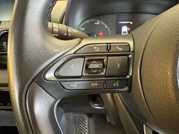 Used Toyota Yaris 2020 for sale - 76133785: Photo 42