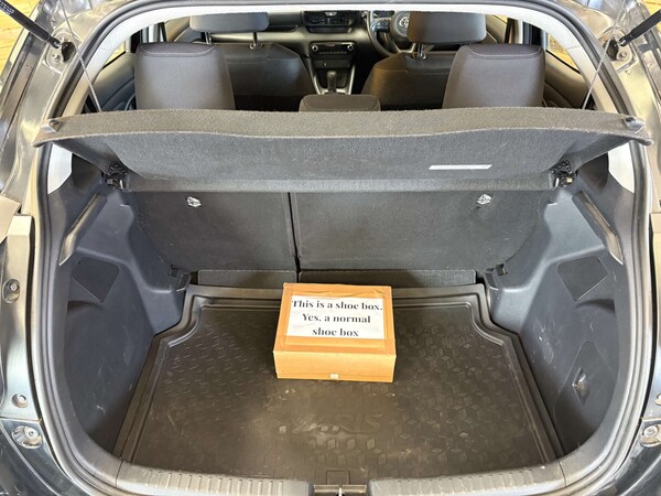 Used Toyota Yaris 2020 for sale - 76133785: Photo 43