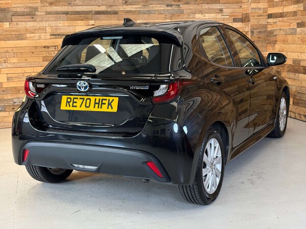 Used Toyota Yaris 2020 for sale - 76133785: Photo 5