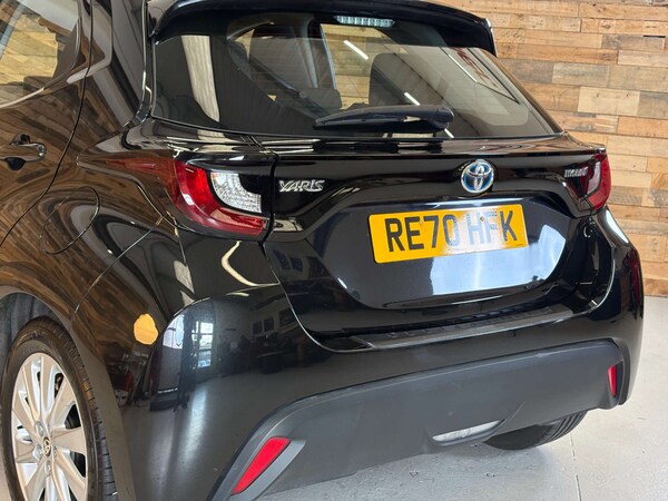 Used Toyota Yaris 2020 for sale - 76133785: Photo 62