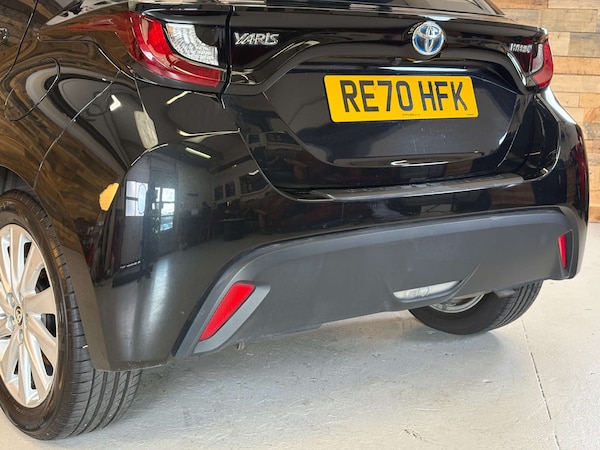 Used Toyota Yaris 2020 for sale - 76133785: Photo 63