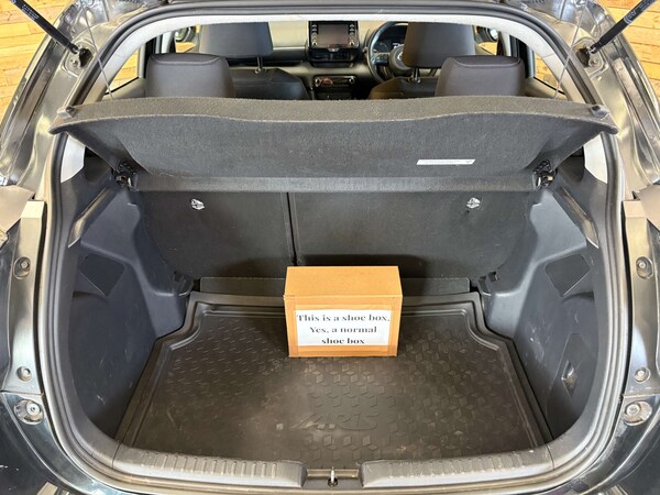 Used Toyota Yaris 2020 for sale - 76133785: Photo 73