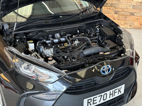 Used Toyota Yaris 2020 for sale - 76133785: Photo 76