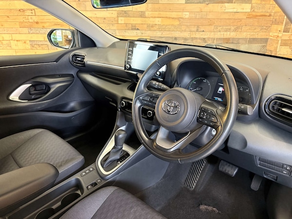 Used Toyota Yaris 2020 for sale - 76133785: Photo 7