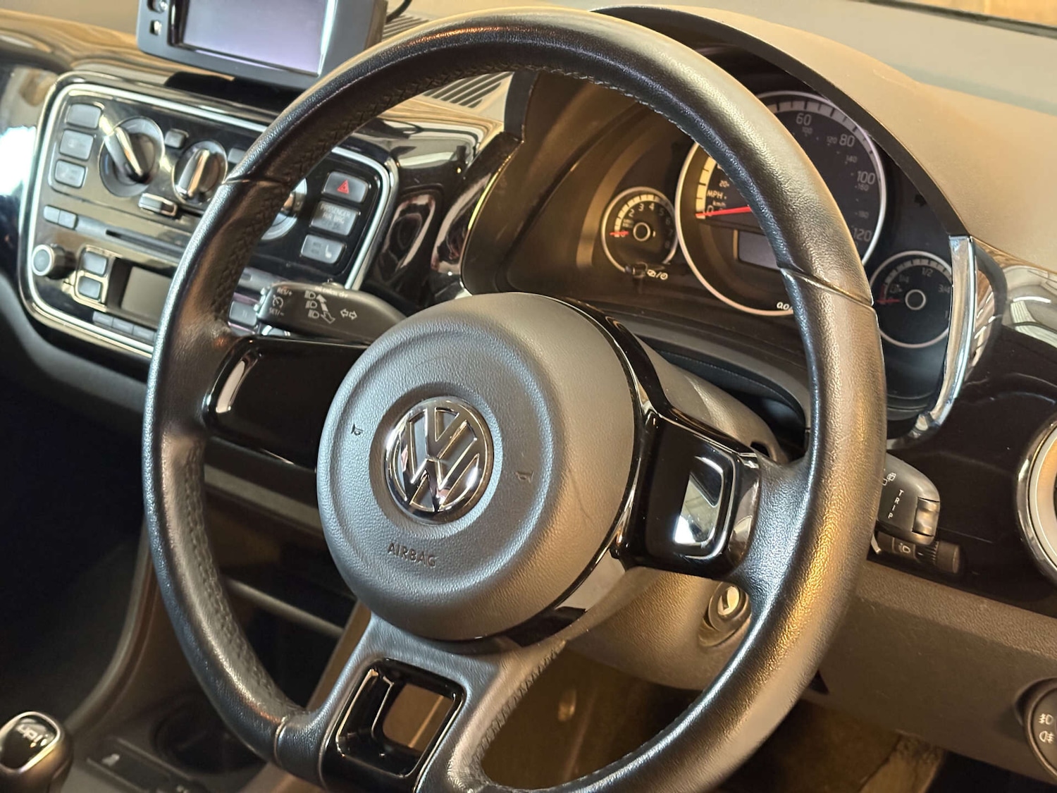 Used Volkswagen up! 2012 for sale - 77022976: Photo 12