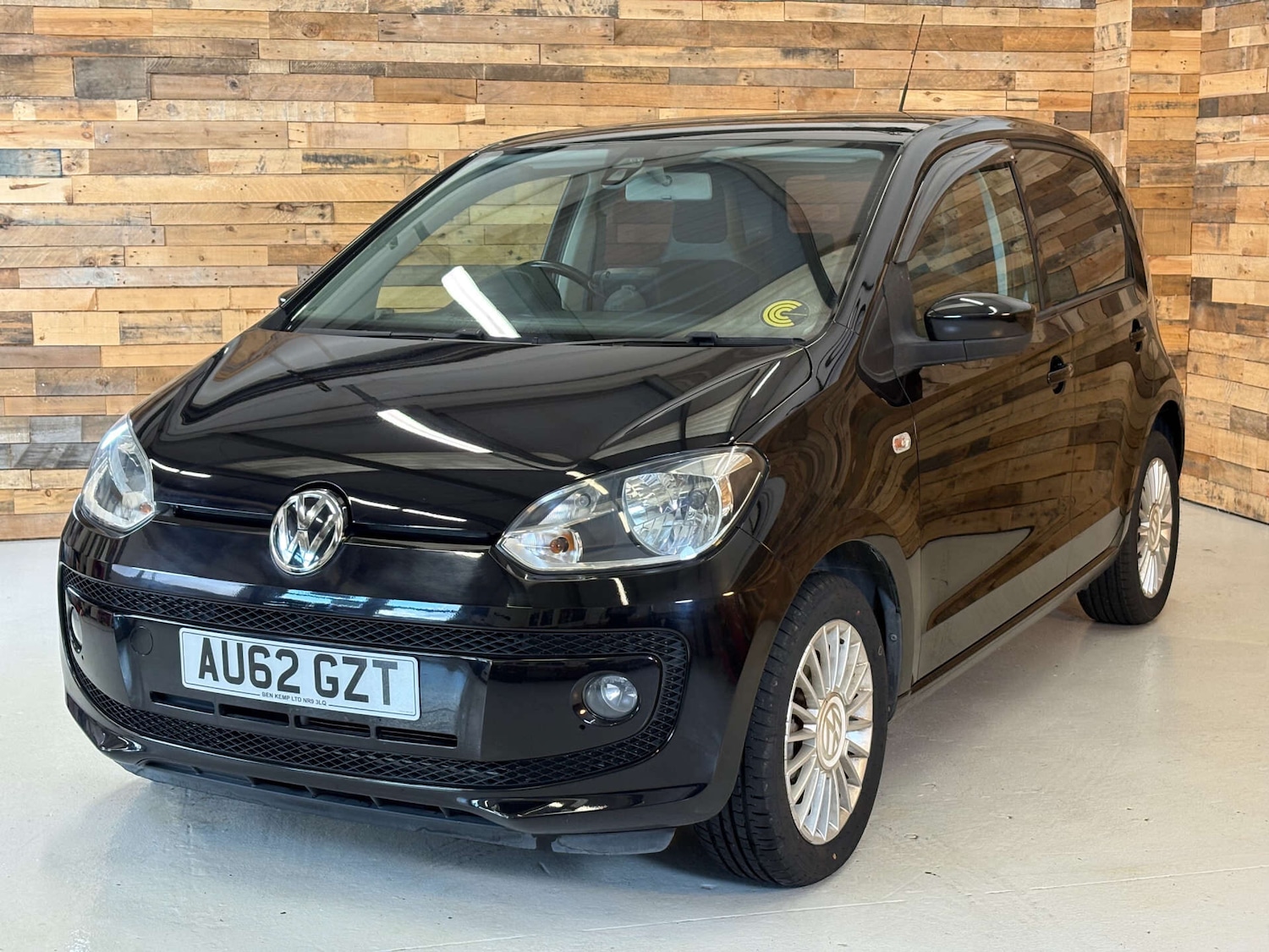 Used Volkswagen up! 2012 for sale - 77022976: Photo 3