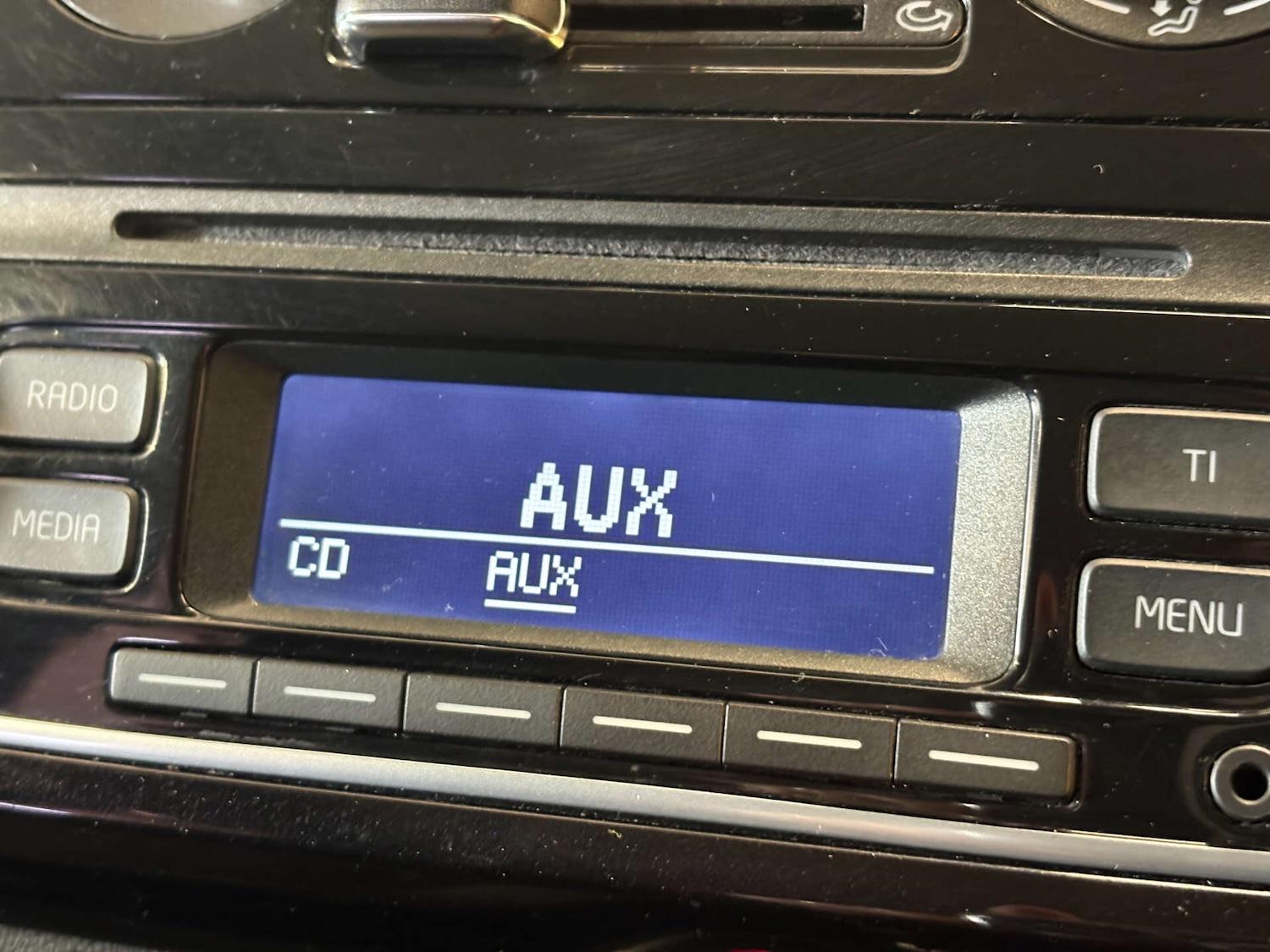 Used Volkswagen up! 2012 for sale - 77022976: Photo 39