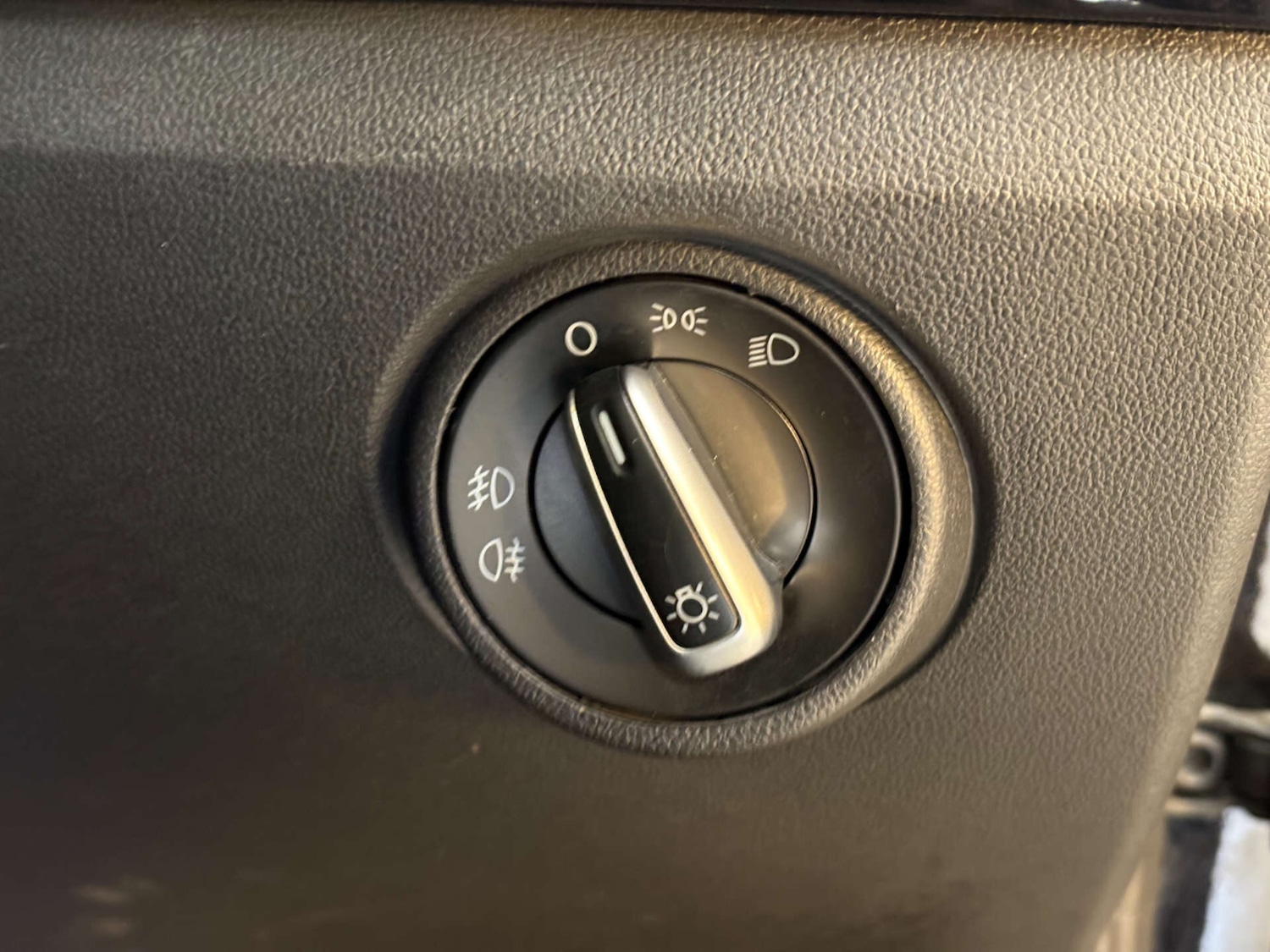 Used Volkswagen up! 2012 for sale - 77022976: Photo 44