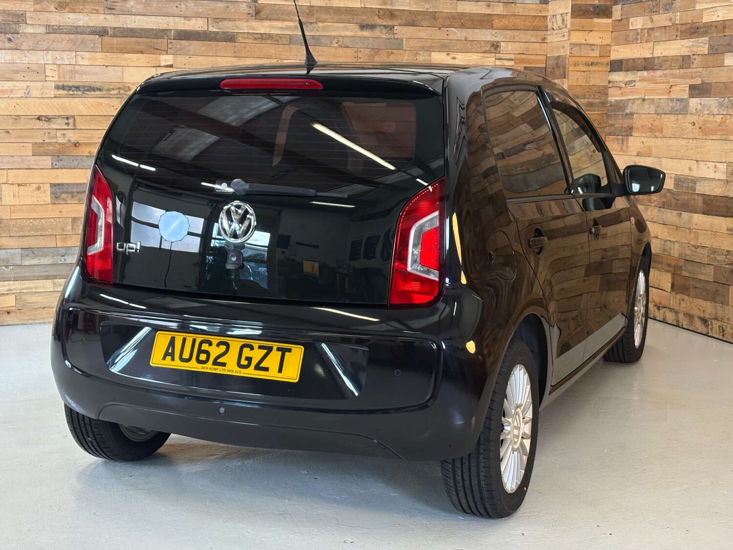 Used Volkswagen up! 2012 for sale - 77022976: Photo 81