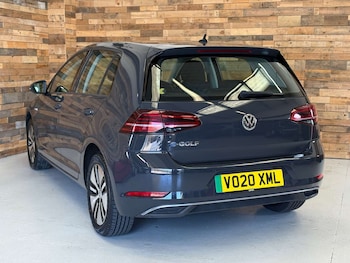 Used Volkswagen Golf 2020 for sale - 78422899: Photo