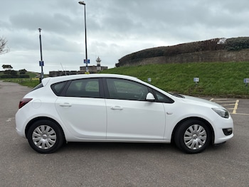 Used Vauxhall Astra 2013 for sale - 77638297: Photo