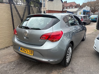 Used Vauxhall Astra 2012 for sale - 78124854: Photo