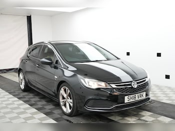 2018 (18) - 1.4T 16V 150 SRi Vx-line Nav 5dr