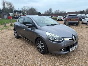 Used Renault Clio 2013 for sale - 76961885: Photo