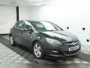 Used Vauxhall Astra 2015 for sale - 79010565: Photo
