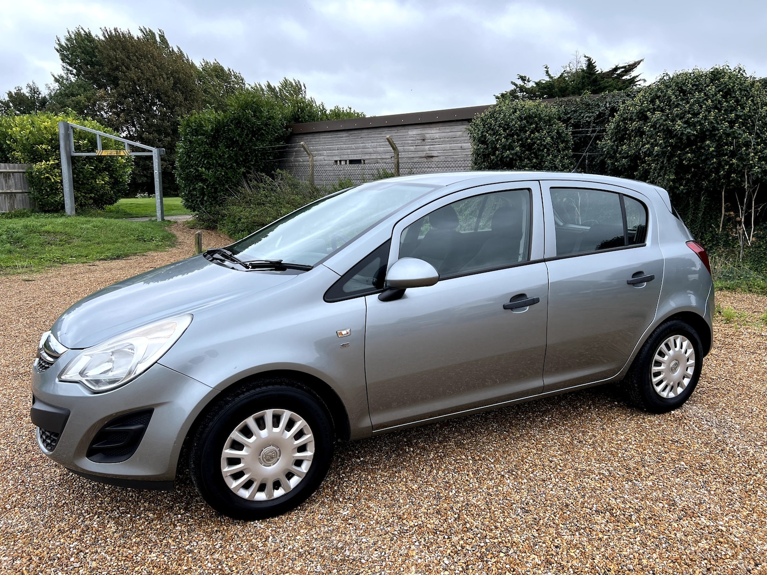 Used Vauxhall Corsa 2011 for sale - 76826990: Photo 2