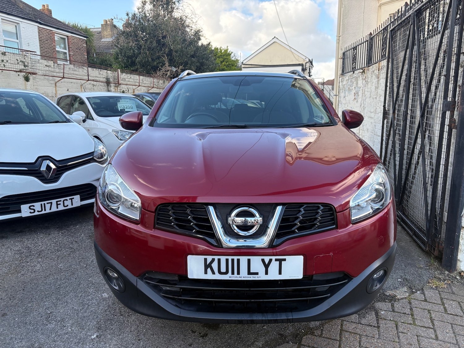 Used Nissan Qashqai 2011 for sale - 77560749: Photo 3