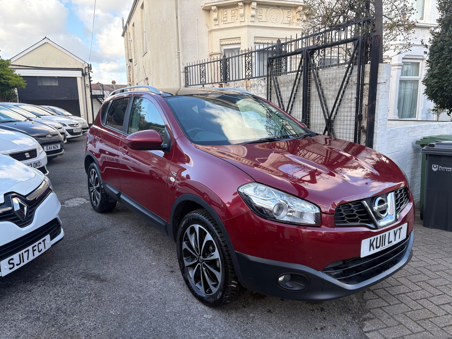 Used Nissan Qashqai 2011 for sale - 77560749: Photo 4