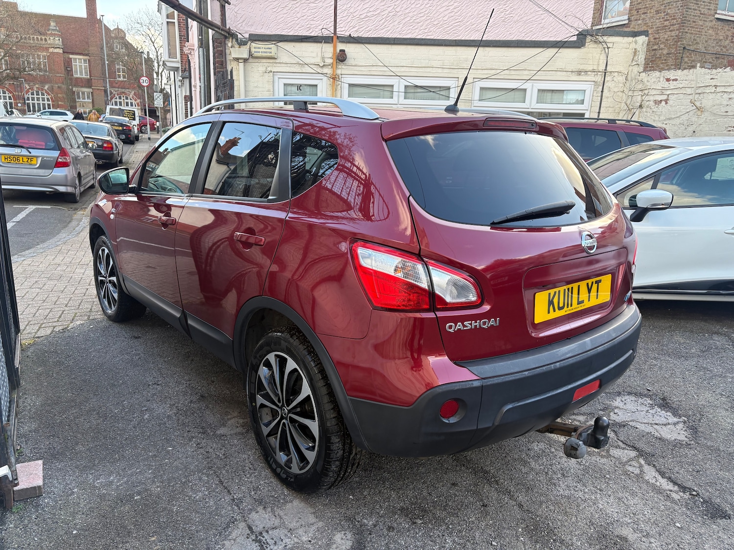 Used Nissan Qashqai 2011 for sale - 77560749: Photo 7