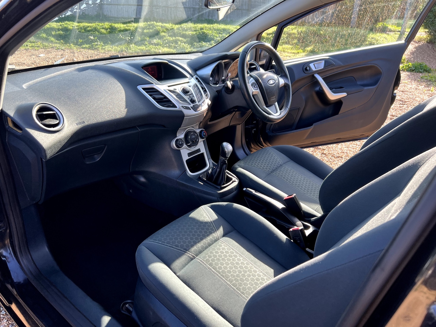 Used Ford Fiesta 2012 for sale - 75880878: Photo 15