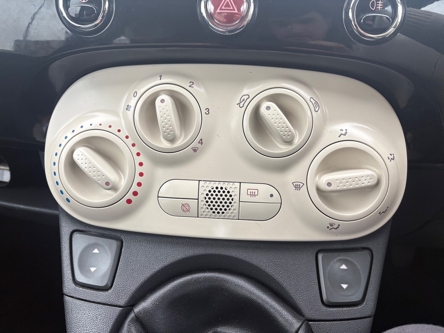 Used Fiat 500 2011 for sale - 78111729: Photo 19