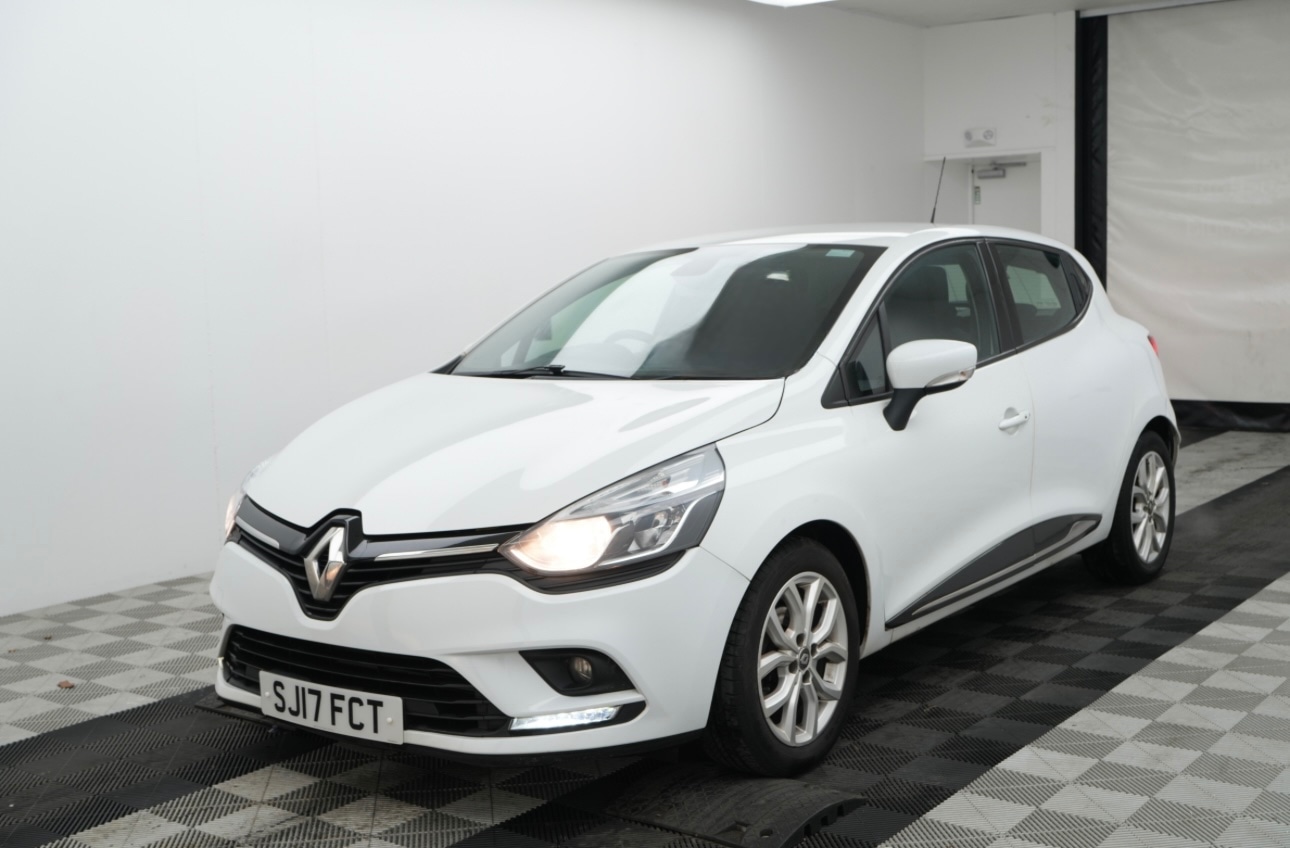 Used Renault Clio 2017 for sale - 77960054: Photo 1