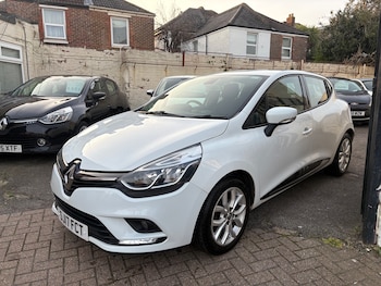 Used Renault Clio 2017 for sale - 77960054: Photo
