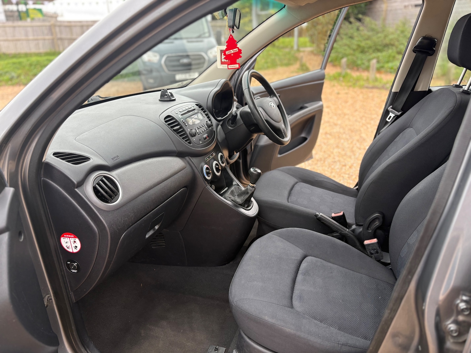 Used Hyundai i10 2009 for sale - 76458720: Photo 16