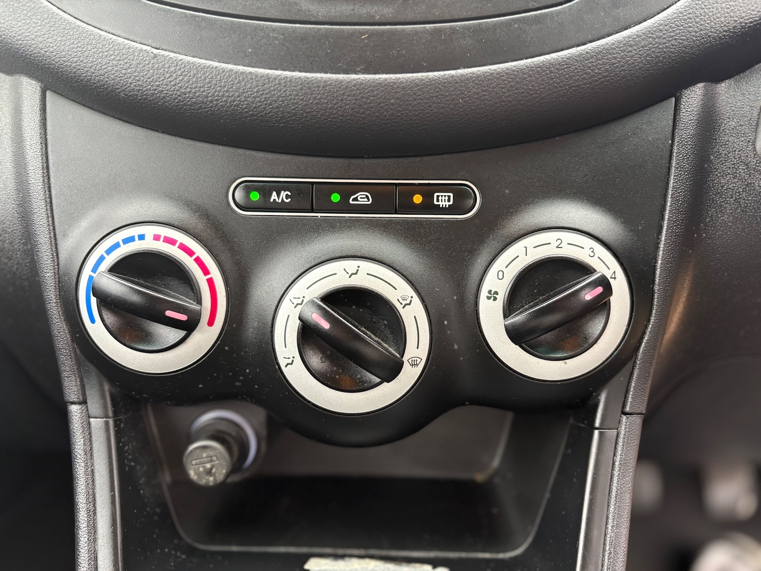 Used Hyundai i10 2009 for sale - 76458720: Photo 20