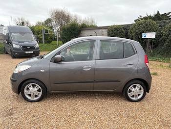 Used Hyundai i10 2009 for sale - 76458720: Photo