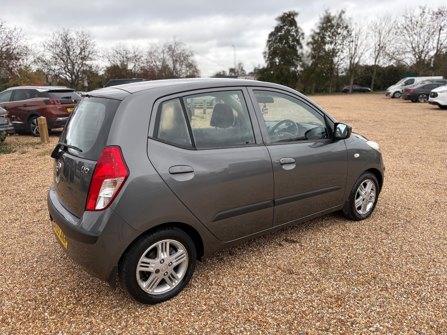 Used Hyundai i10 2009 for sale - 76458720: Photo 8