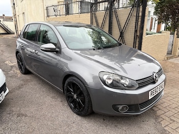 Used Volkswagen Golf 2010 for sale - 78220937: Photo