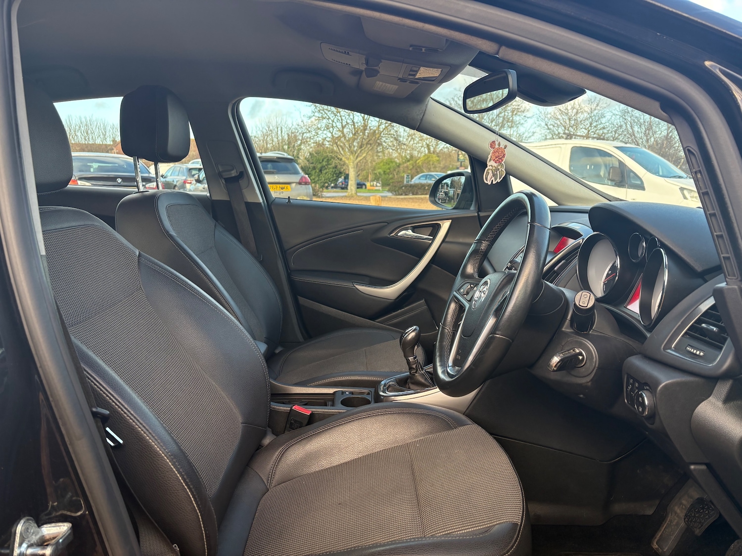 Used Vauxhall Astra 2010 for sale - 76961889: Photo 14