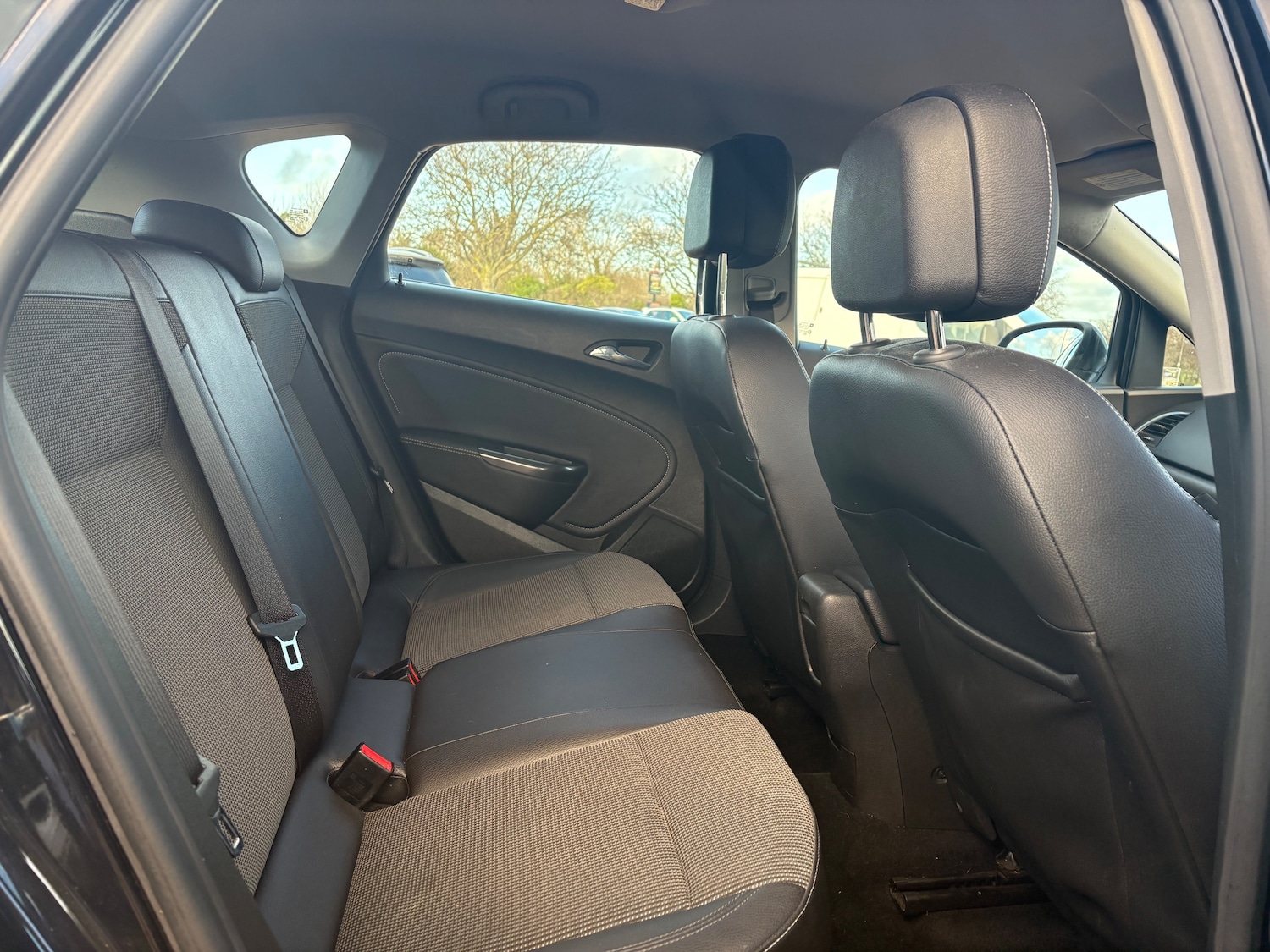 Used Vauxhall Astra 2010 for sale - 76961889: Photo 15